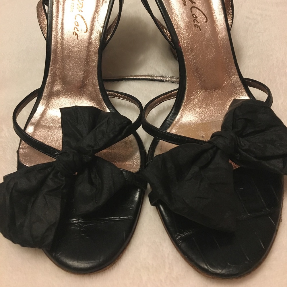 Kenneth Cole sandals